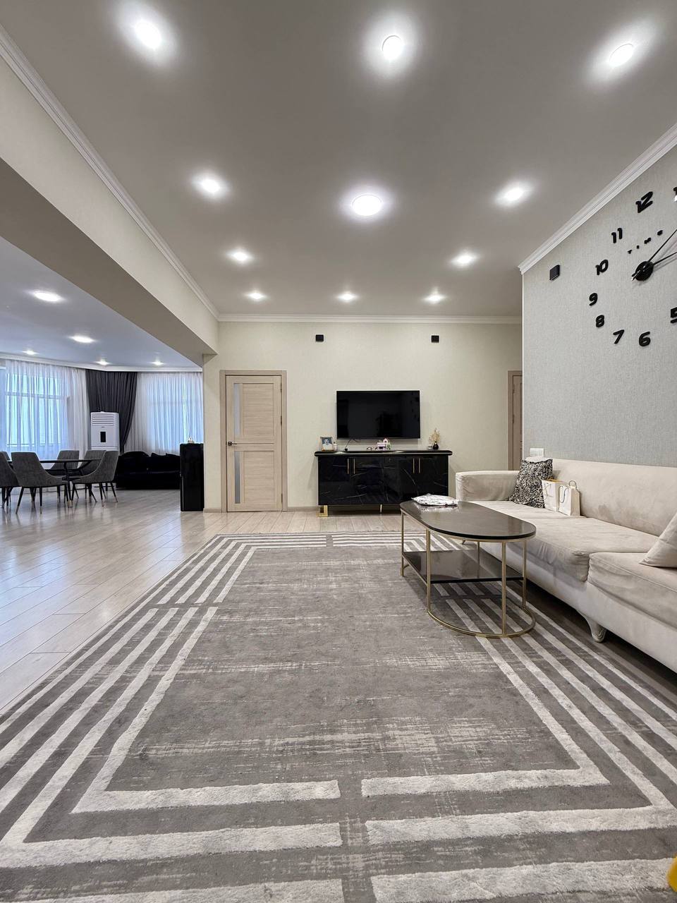 5 комнатная, ул. Олтинтепа (Циалковского), ЖК Nikitina Residence